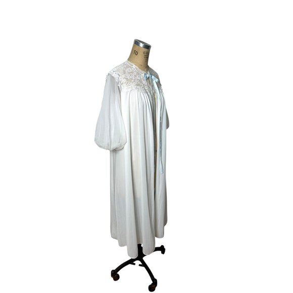 1950s white robe with lace yoke and sheer puffed sleeves by Vanity Fair Size S/M - Picture 6 of 7
